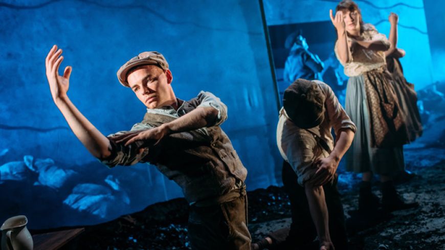 Scotties, Traverse Theatre, Review