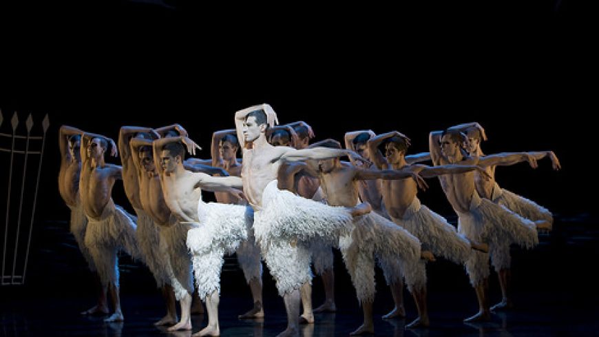Matthew Bourne's Swan Lake, EFT, Review