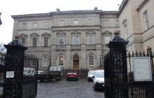 New Register House through the gates