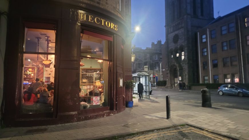 Hector's bar in Edinburgh outside on a warm evening