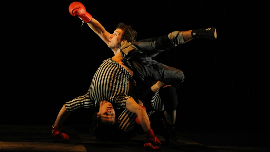 Boxe Boxe, EFT, Review