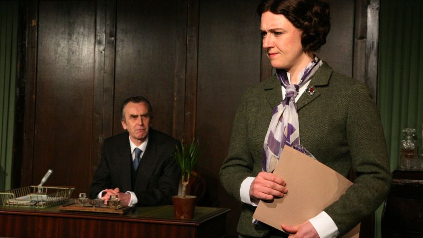 A Play, a Pie and a Pint: Love with a Capital ‘L’ Review