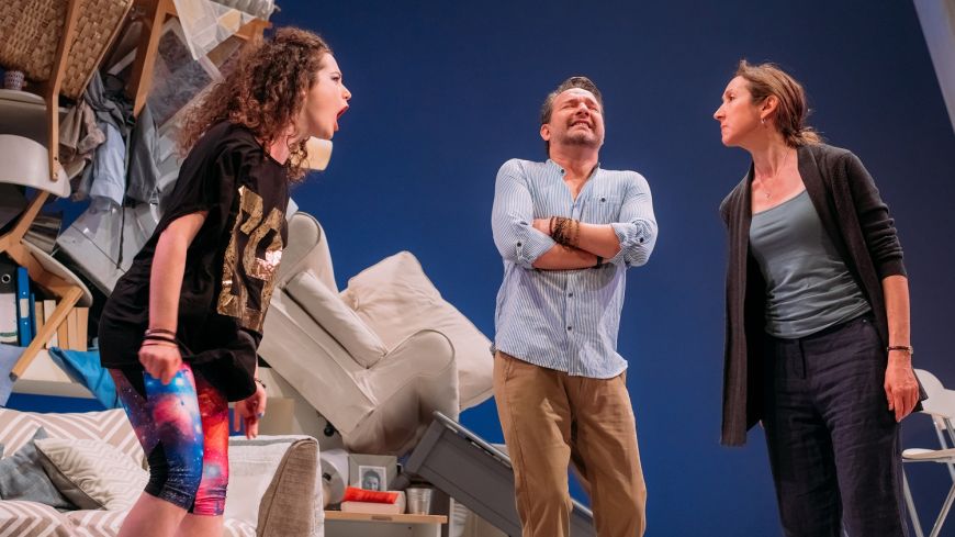 Jumpy (2016), Lyceum, Review