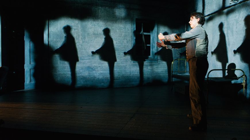 Man to Man, Traverse, Review