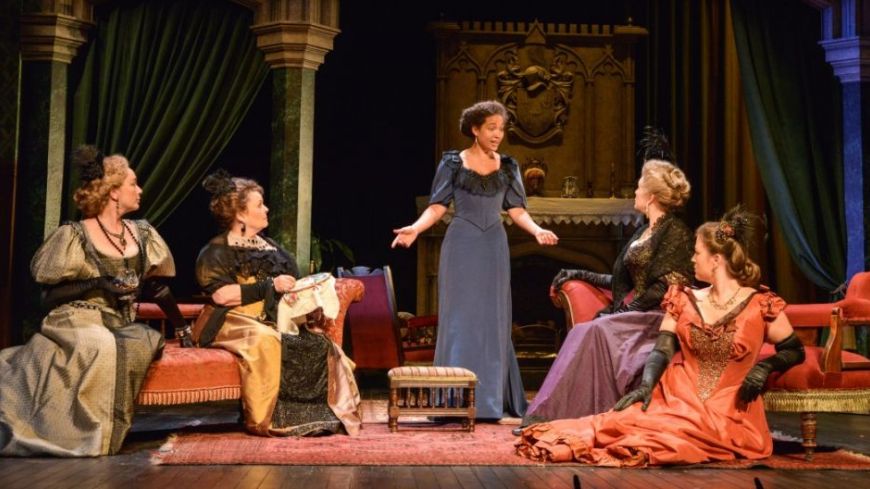 Drawing Room scene, "A Woman of No Importance" (photo credit, Robert Day) 