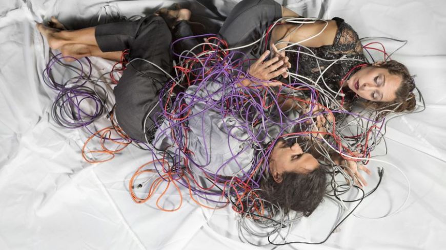 A Wire Apart - Manipulate Festival 2020