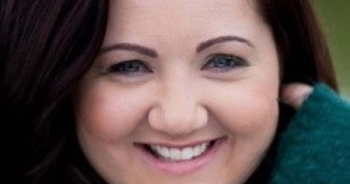 Photo of Soprano Jennifer Witton, smiling
