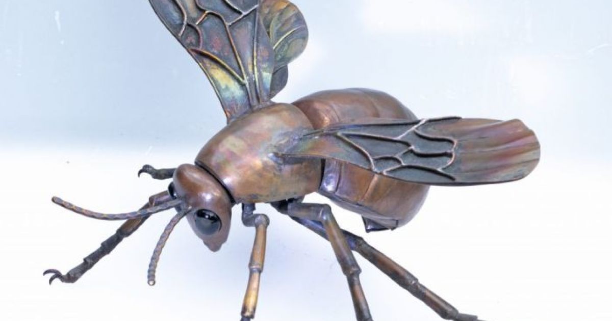 Bumble Bee by Sue White Oakes