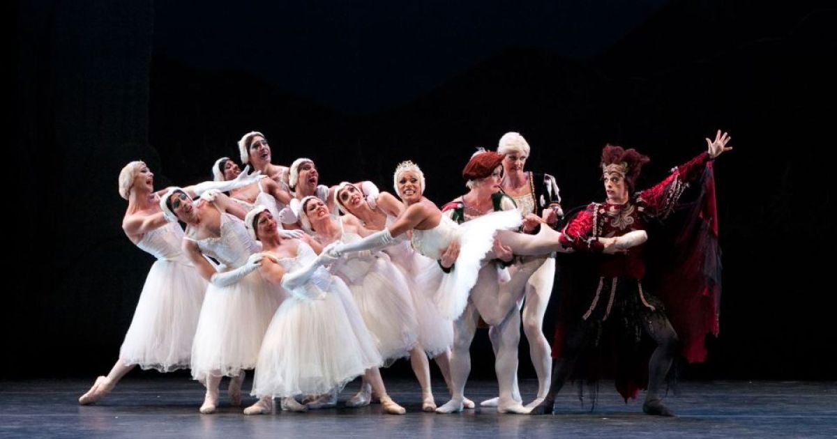 A scene from Swan Lake, Act II
