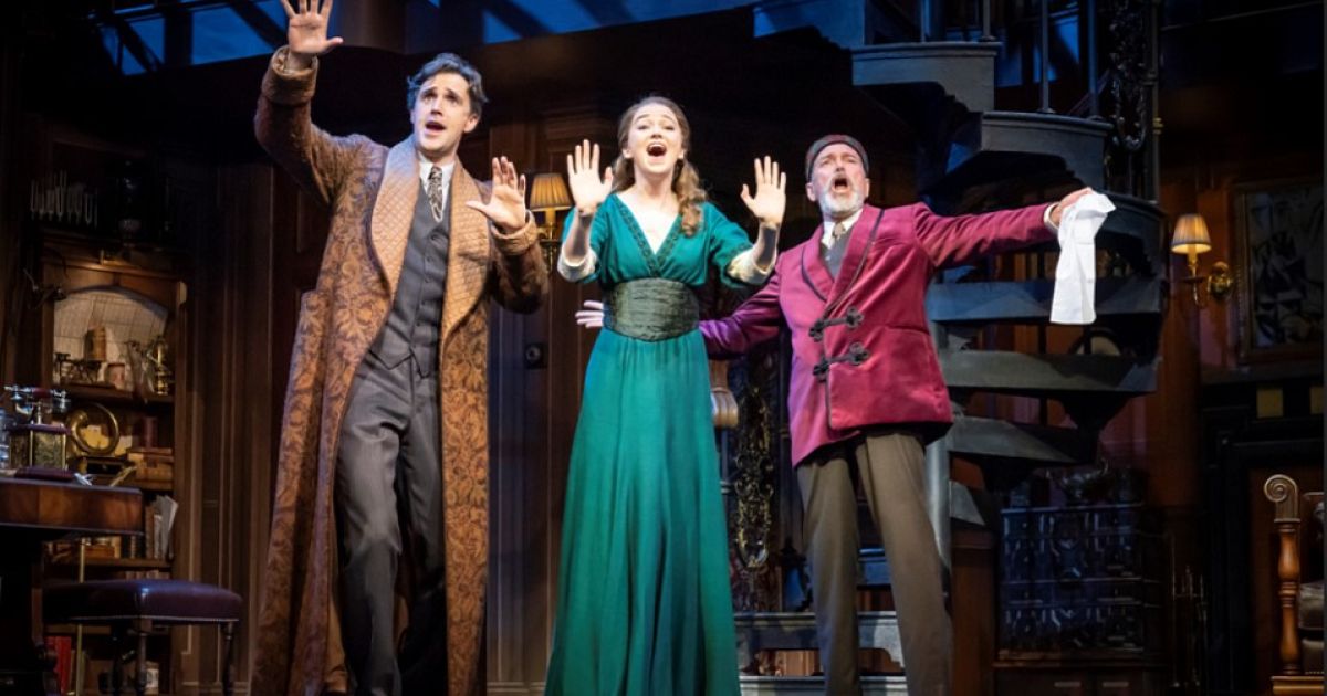 My Fair Lady - Michael D. Xavier (Henry Higgins), Charlotte Kennedy (Eliza Doolittle), John Middleton (Colonel Pickering) - Credit Marc Brenner