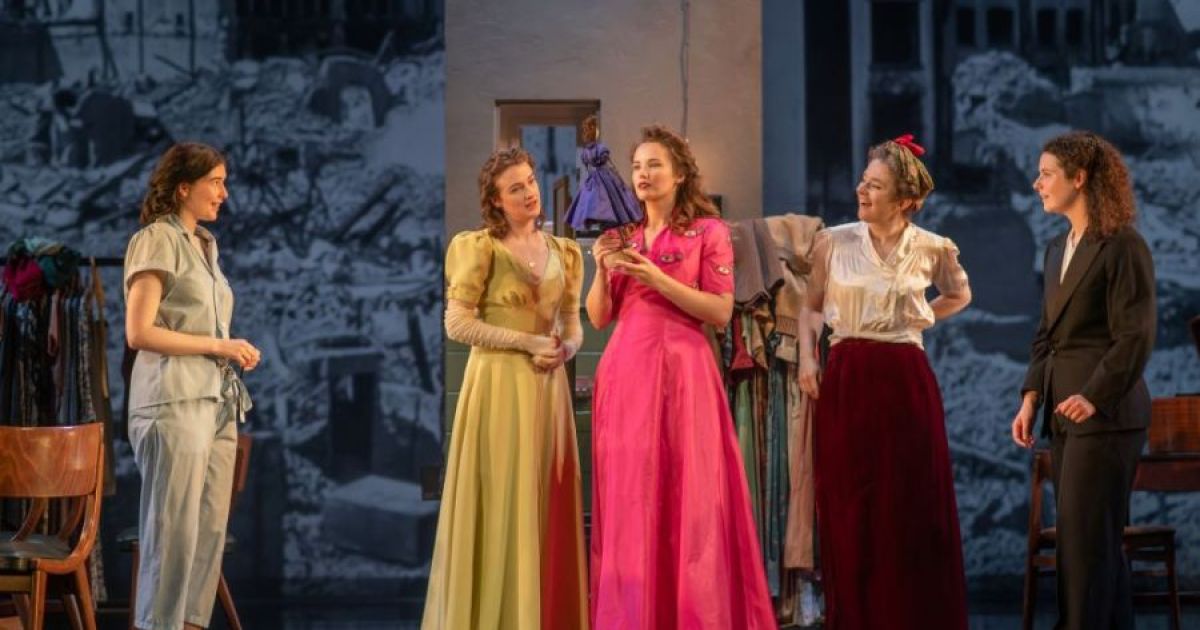 Molly McGrath, Shannon Watson, Julia Brown, Amy Kennedy and Molly Vevers in The Girls of Slender Means.  photo credit, Mihaela Bodlovic