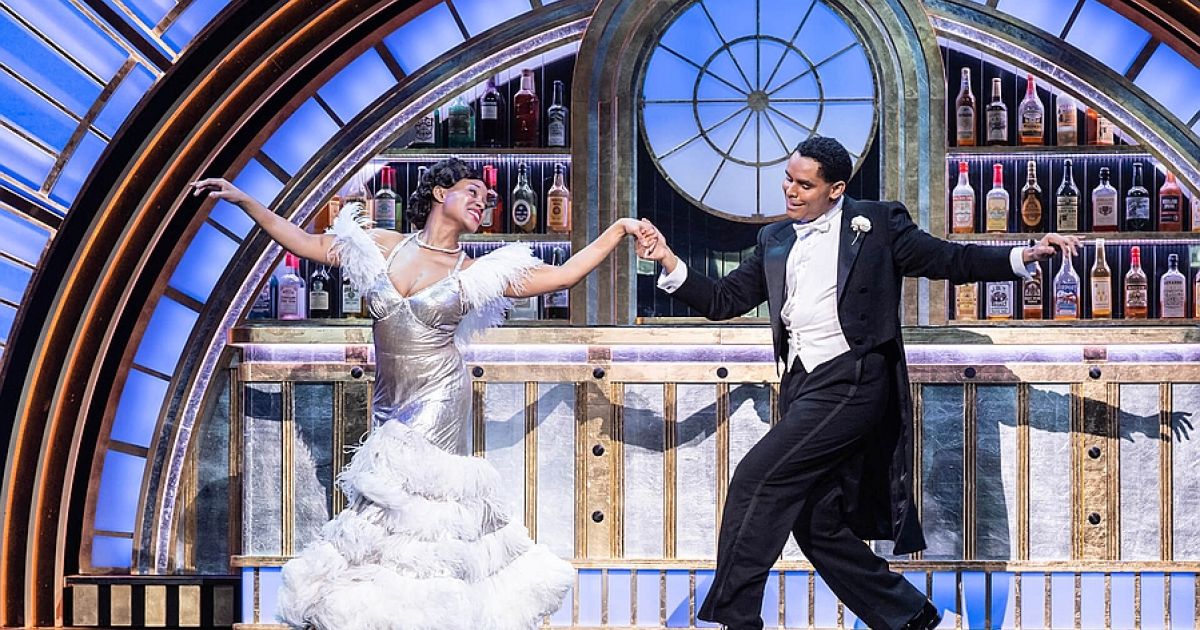 Top Hat - Credit Johan Persson